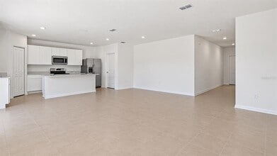 Building Photo - 2461 Hallow Gdn Rd