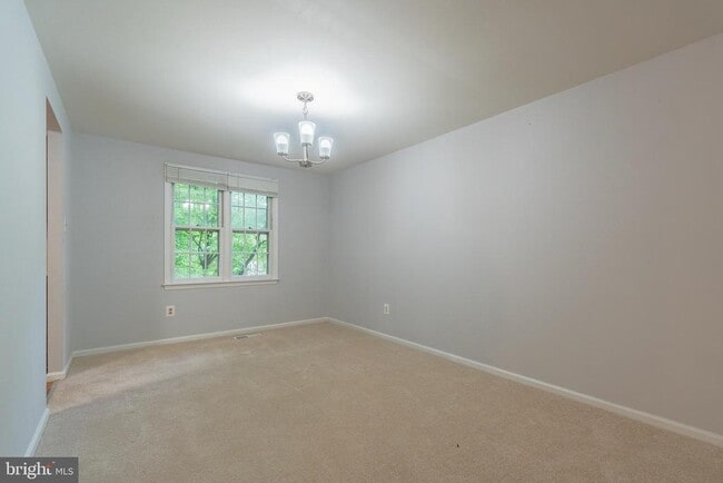 Building Photo - 5146 Bradfield Dr