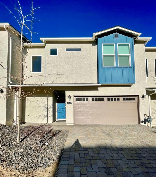 Primary Photo - Beautiful 3 Bedroom Townhome close to UNR