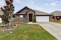 Building Photo - 3255 Emerson Rd