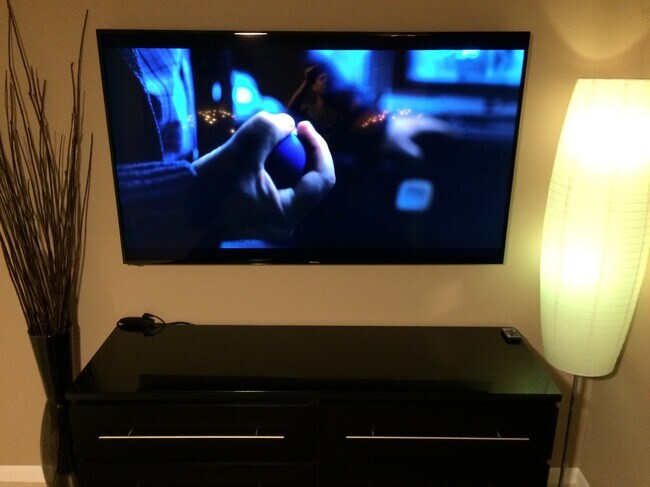 Building Photo - 201 Desoto St