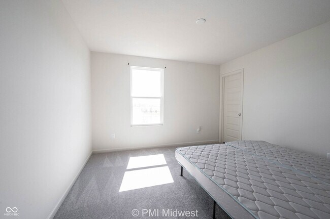 Building Photo - 6809 Blackwater Ln