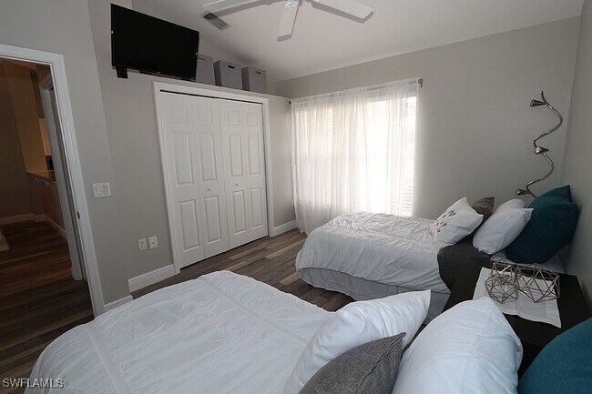 Building Photo - 5455 Worthington Ln
