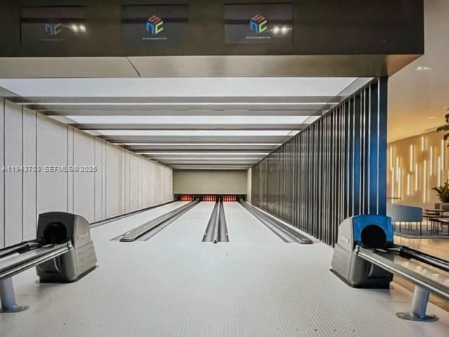 Building Photo - 480 NE 31st St