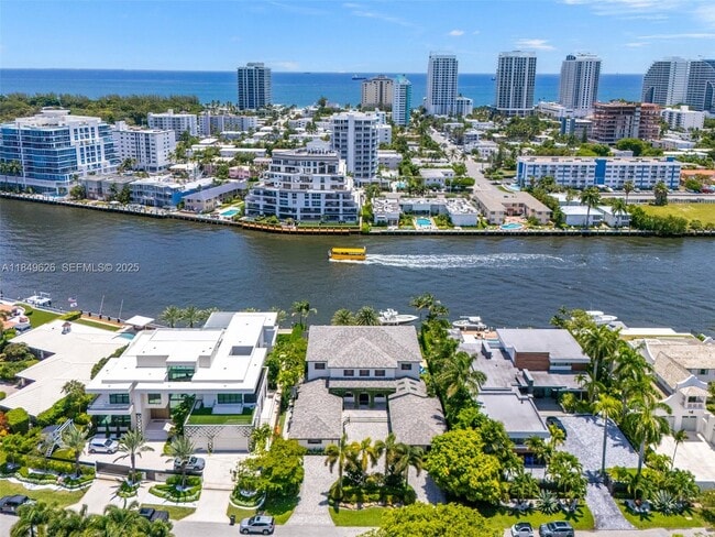 Building Photo - 632 Intracoastal Dr