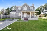 Building Photo - 2400 Devon Dr