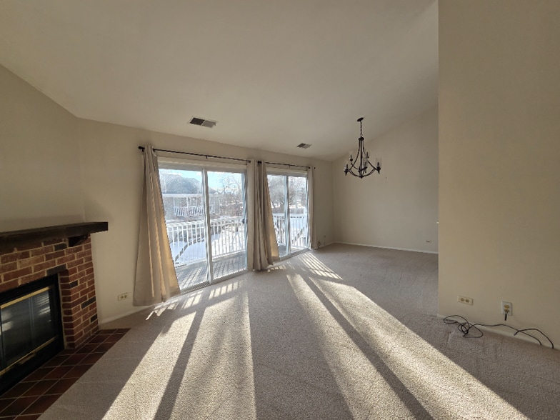 Building Photo - 603 Stone Cir Ct