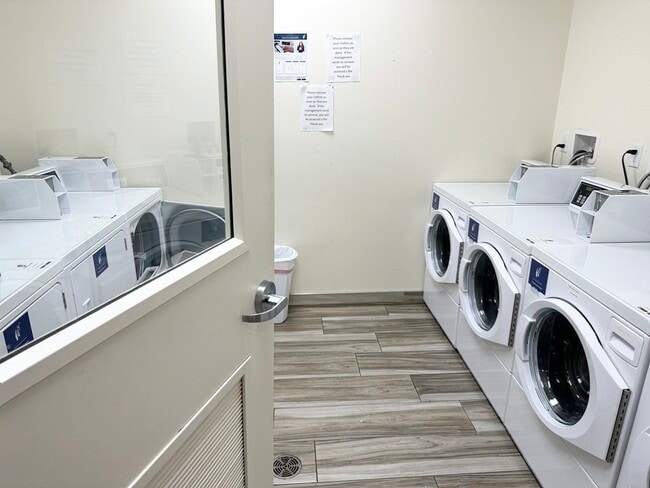 Building Photo - 163 Nantasket Ave