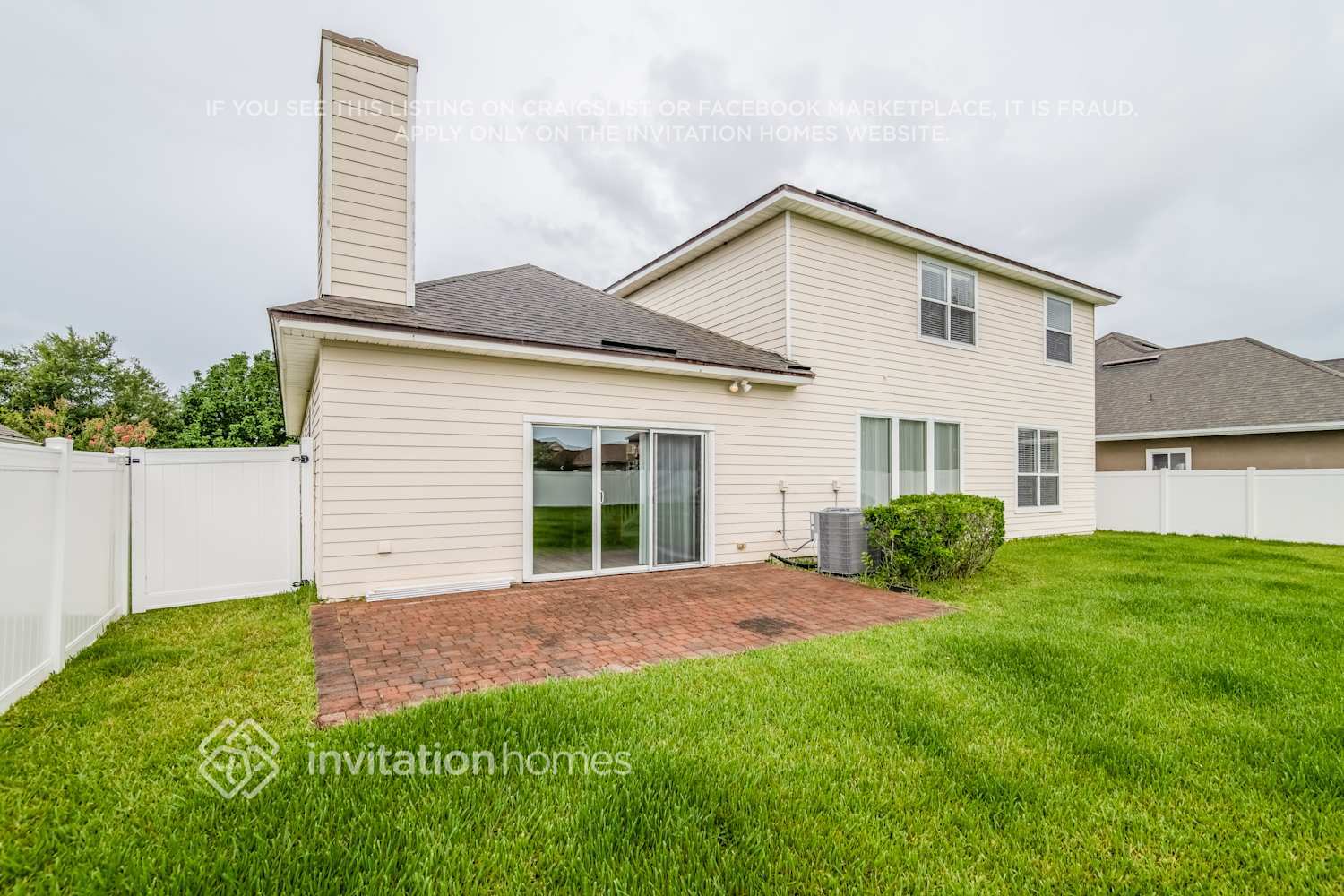 Building Photo - 281 Porta Rosa Circle
