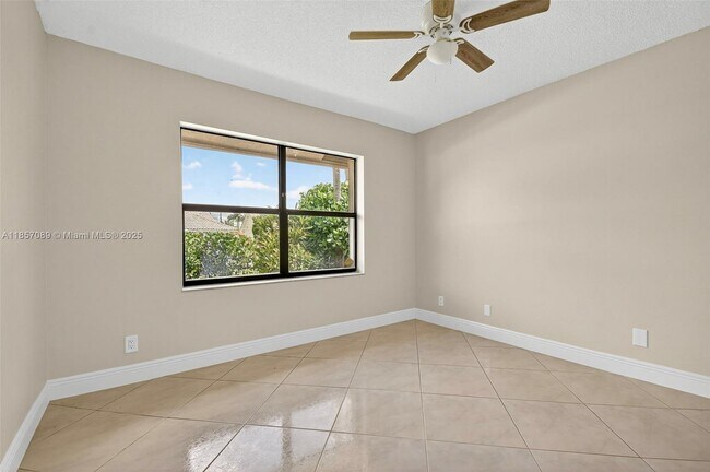 Building Photo - 9517 El Clair Ranch Rd