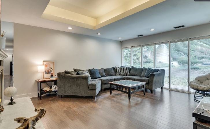 Building Photo - 5213 Pimlico Dr