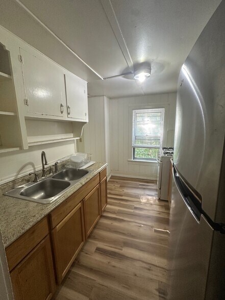 Building Photo - 509 E Buffalo St