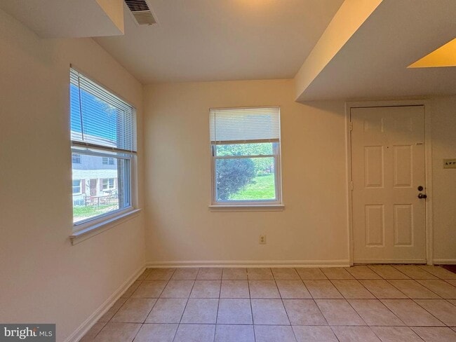 Building Photo - 9773 Hagel Cir