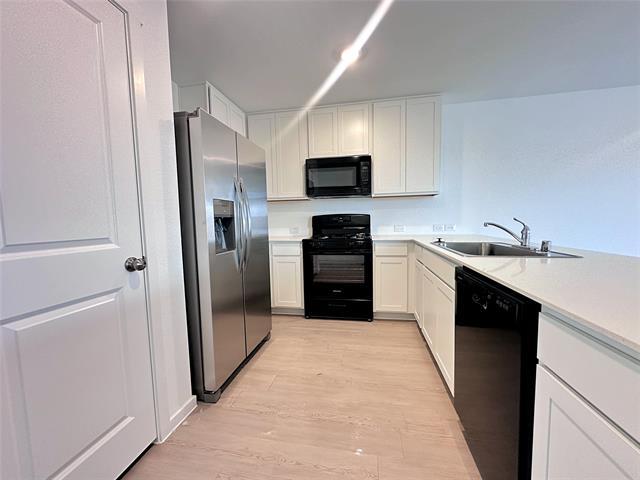 Building Photo - 1729 Crossbill St