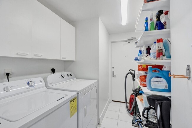 Building Photo - 3100 N Ocean Blvd