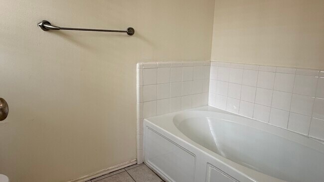 Building Photo - 13111 Leader Trail