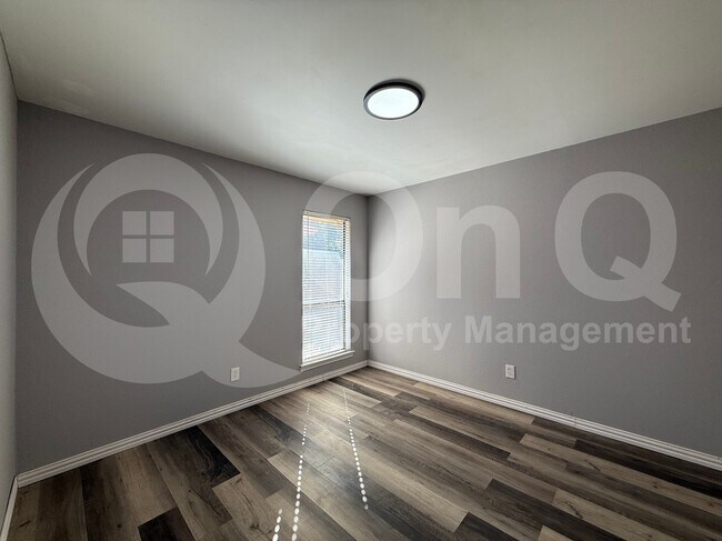 Building Photo - 3515 Hilltop Ln