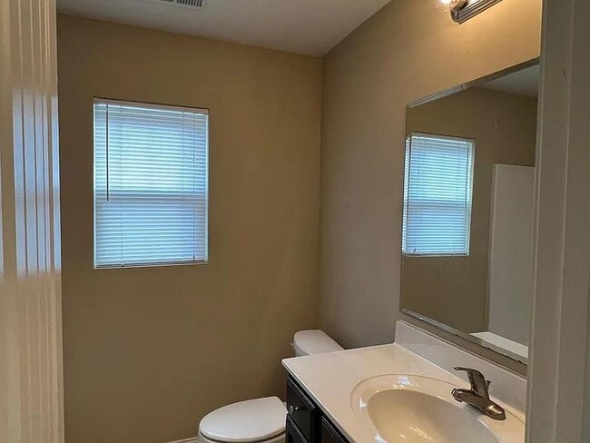 Building Photo - 308 Marquis Ct