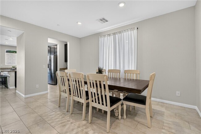 Building Photo - 325 Breve Ct