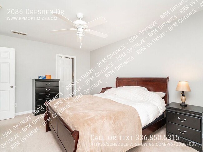 Building Photo - 2086 Dresden Dr