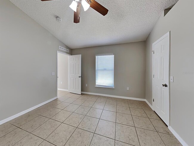 Building Photo - 1861 Manitoba Ct