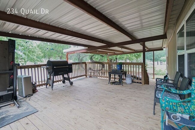 Building Photo - 234 Quail Dr