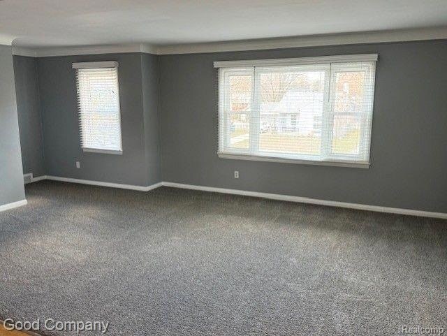 Building Photo - 1002 E Lincoln Ave