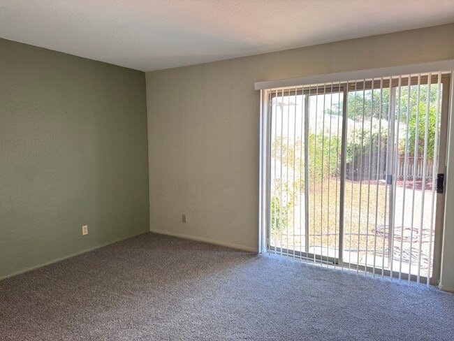 Building Photo - 3977 Los Milagros Ave