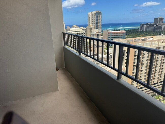 Building Photo - 2240 Kuhio Ave.