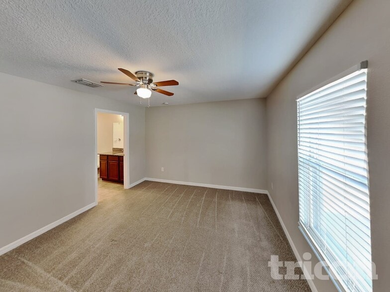 Building Photo - 10026 RoseMary Leaf Ln