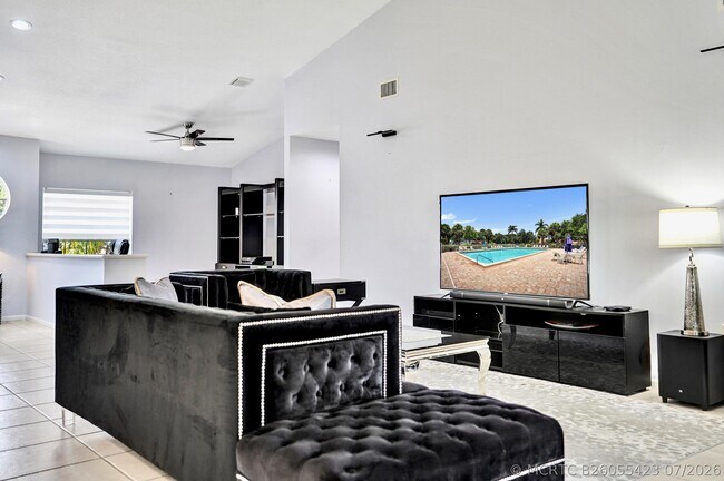 Building Photo - 7669 Springwater Pl
