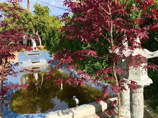 Primary Photo - 1140 S Spring Meadow Dr