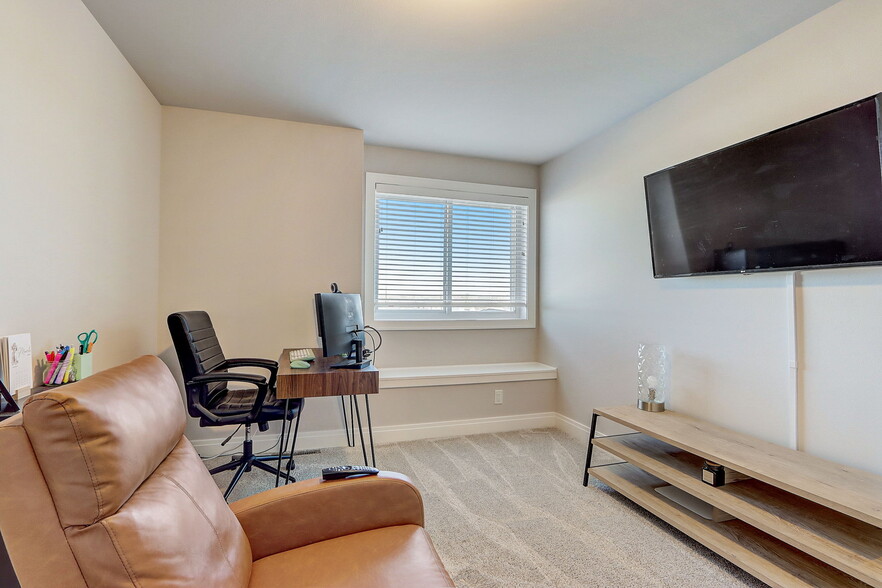 Building Photo - 6549 Pleasant Prairie Dr