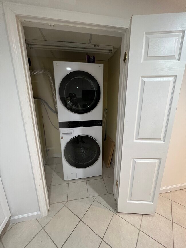 581 Polk Pl 581 Polk Pl East Meadow NY 11554 Apartment Finder