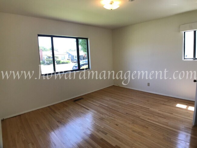 Building Photo - Two story home with newer central A/C in t...