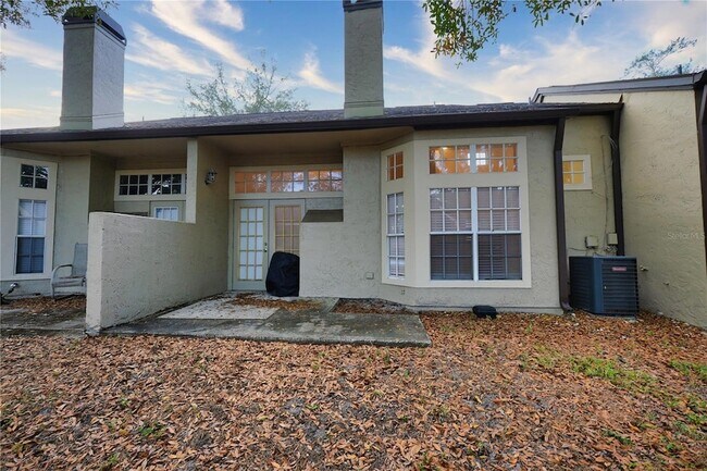 Building Photo - 118 Becket Ln