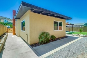 Building Photo - 9813 Medina Dr