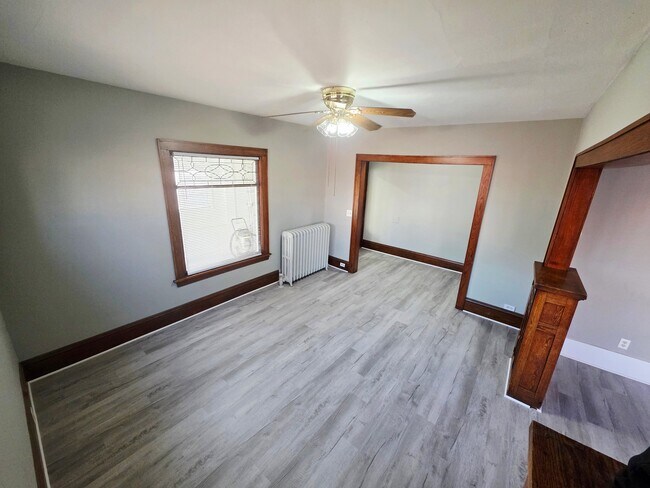 Building Photo - 414 N 33rd Ave