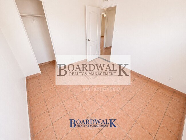 Building Photo - 4681 W 5015 S