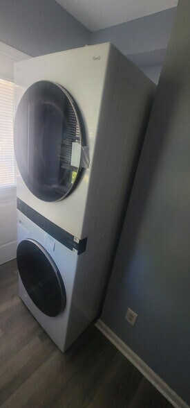 Building Photo - 414 S Franklin St