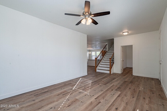 Building Photo - 4244 E Gleneagle Dr