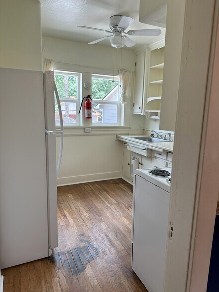 Kitchen #1 - 509 N Institute St