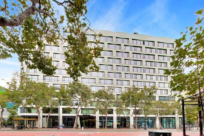 Building Photo - Urban Luxury at SoMa Serif Condos 2BR/2BA | In-Unit Laundry & 24-Hour Security