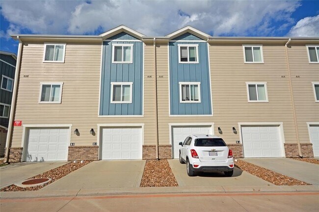 Building Photo - 21155 Gosling Rd