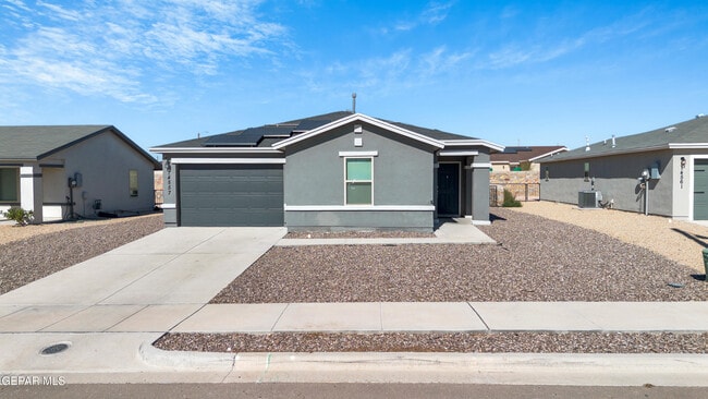 Building Photo - 14557 Desert Poppy Ct
