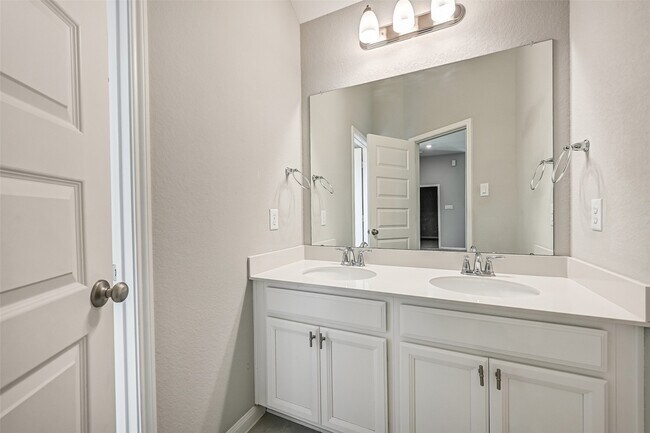 Building Photo - 2641 Summer Indigo Trl