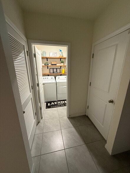 Laundry room - 17014 Avon Dive Ln