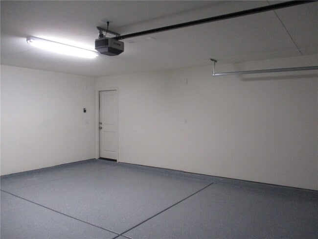 Building Photo - 2400 Granite Cir