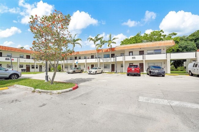 Building Photo - 400 NW 65th Ave