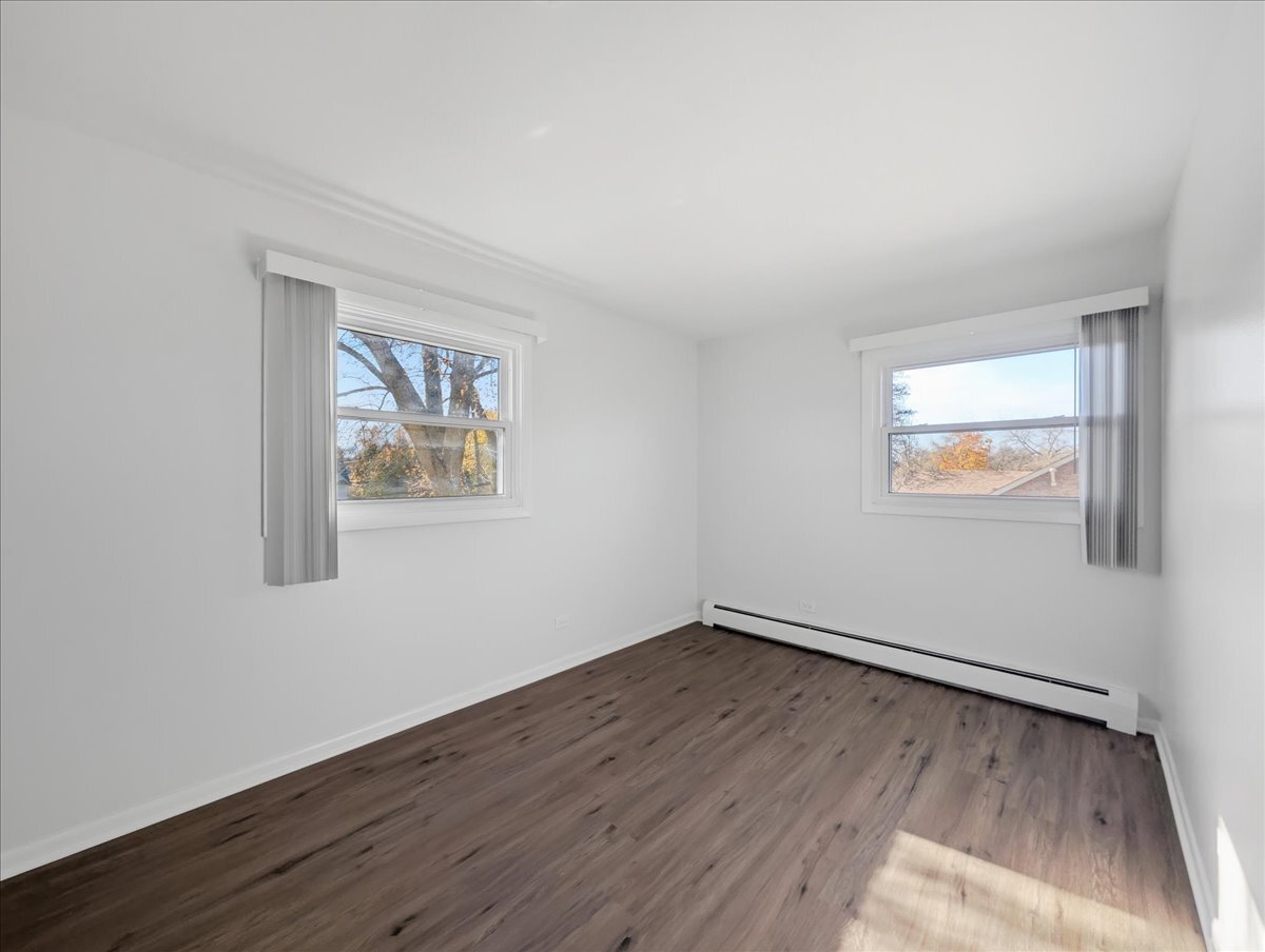 Building Photo - 122 W Washington St